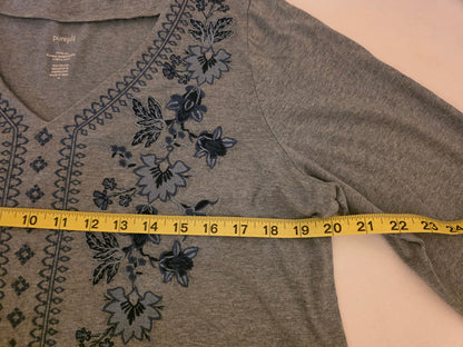 Pure Jill Floral Embroidered V-Neck Tunic – embroidery detail closeup