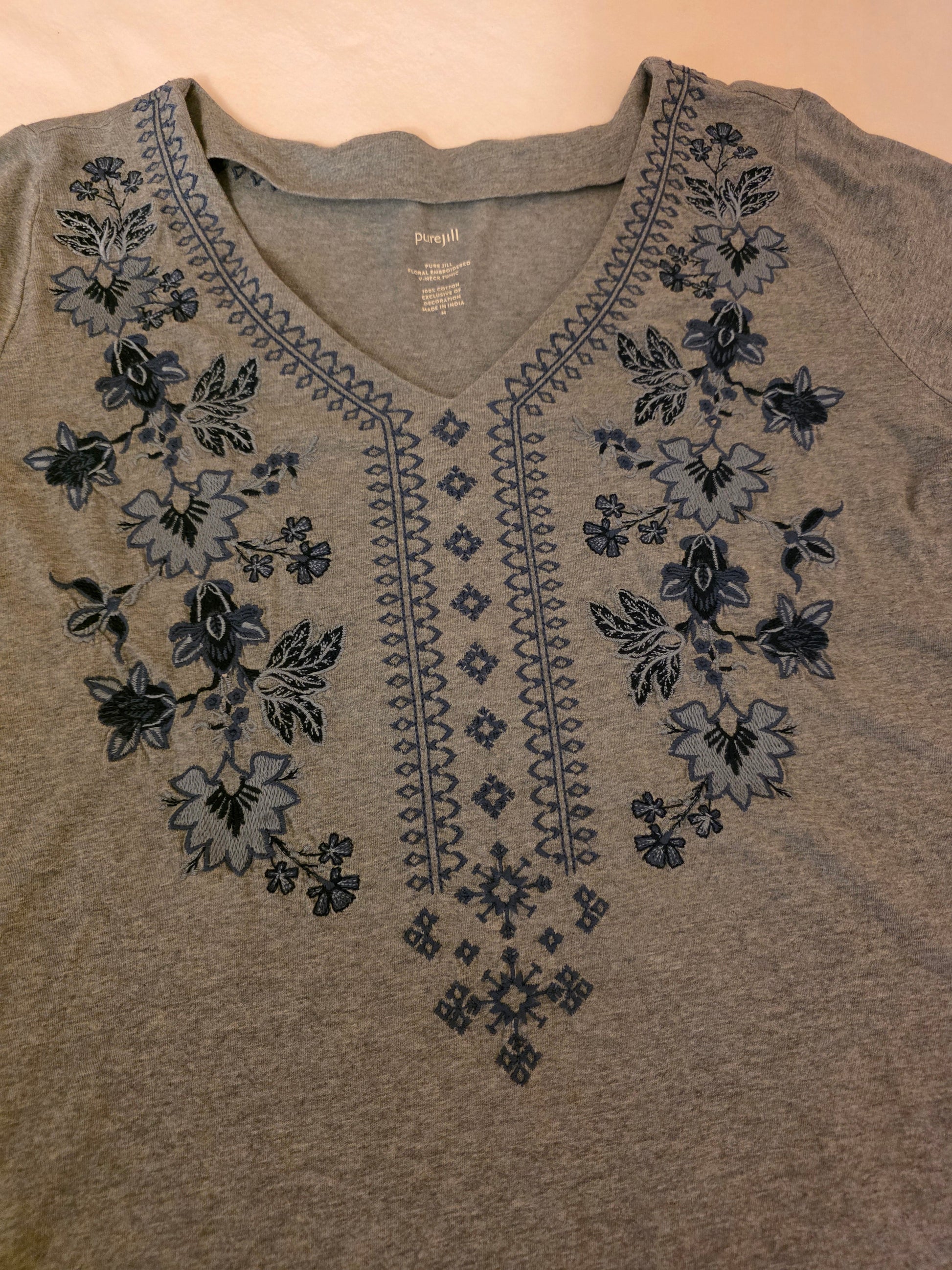 Pure Jill Floral Embroidered V-Neck Tunic – care label