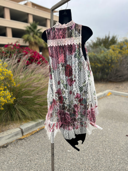 Origami, pink burgundy, lace, flowers, size medium, sleepless, long vest ￼
