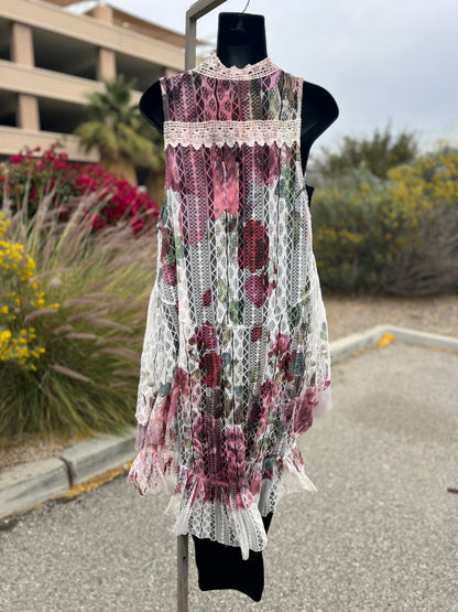 Origami, pink burgundy, lace, flowers, size medium, sleepless, long vest ￼