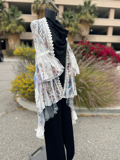 Origami women’s lace, multicolor, bell sleeve medium size long vest cover￼