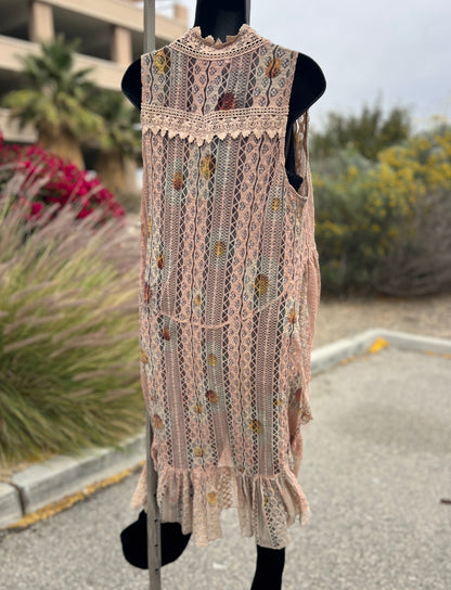 Origami lace, sleeveless bone, color, vest, size medium