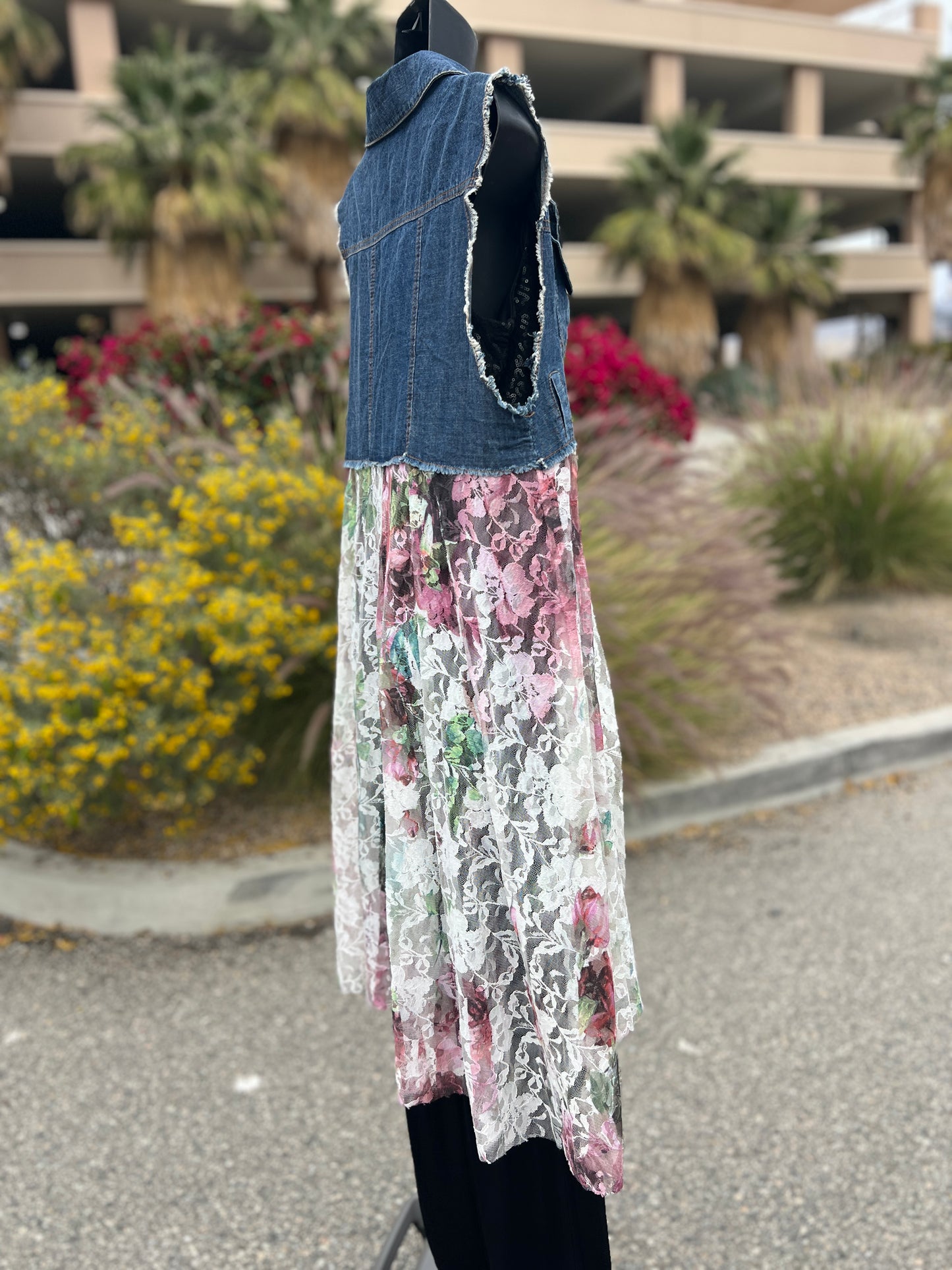 Origami Jeans vest w Lace sleeveless sz S/M