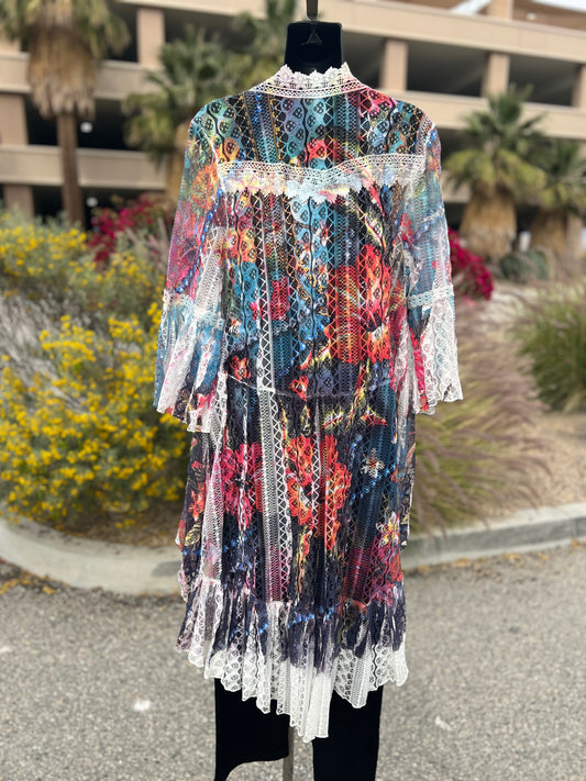 Origami vest multicolor L/S bell sleeves sz medium ￼