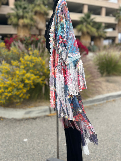 Origami vest multicolor L/S bell sleeves sz medium ￼
