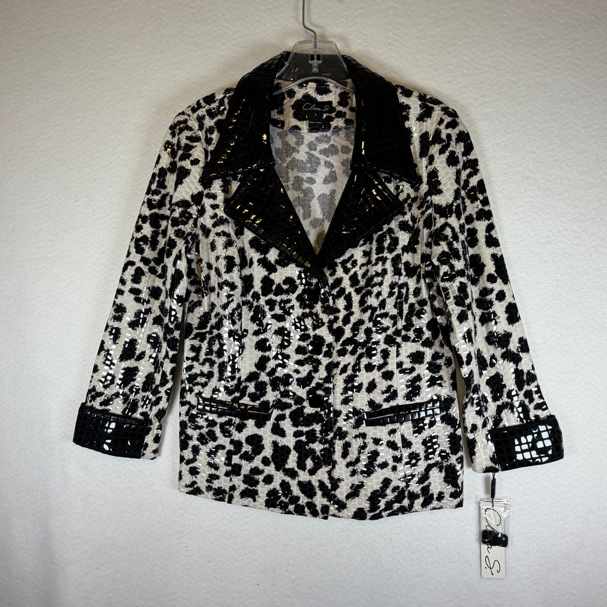 Clara S. leopard blazer sleeve measurement photo