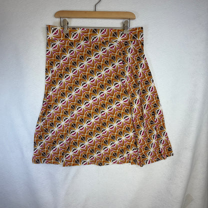 Full view of preloved Cato geometric print skirt size Large