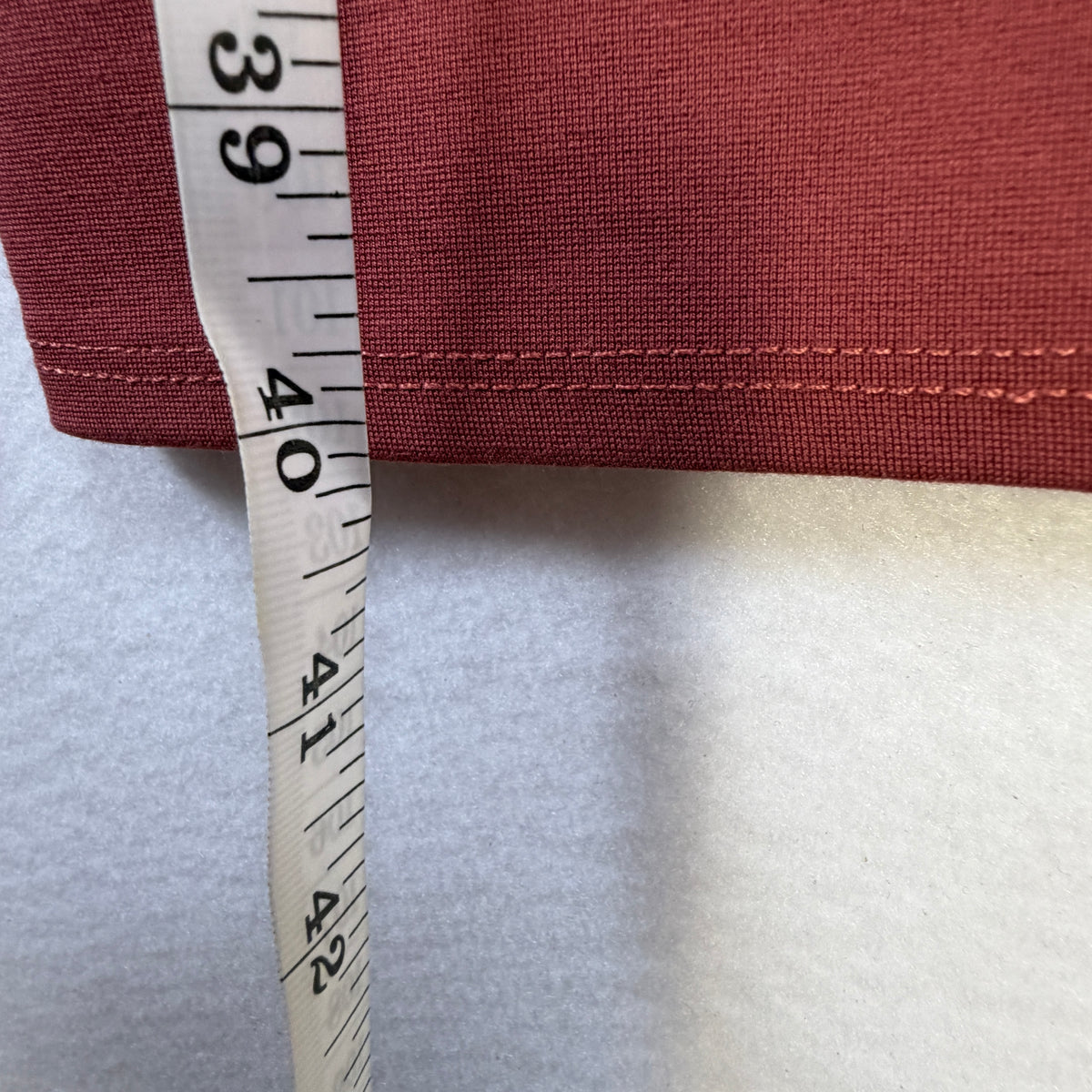 Pants leg measurement near hem