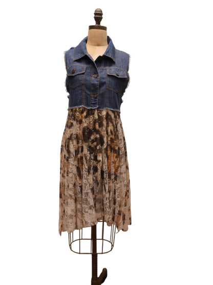 Origami, jean jacket with Lace size small medium ￼
