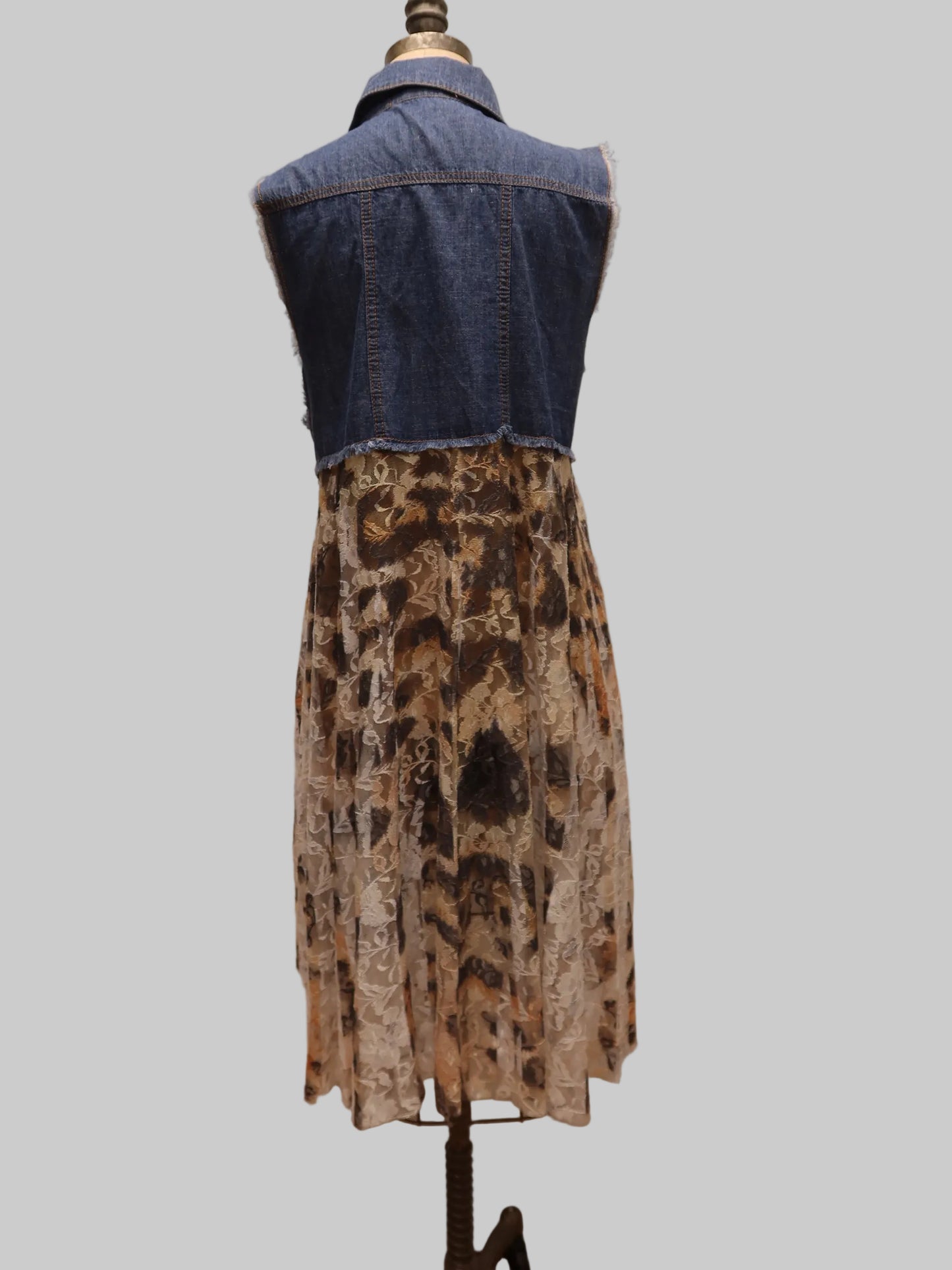 Origami, jean jacket with Lace size small medium ￼